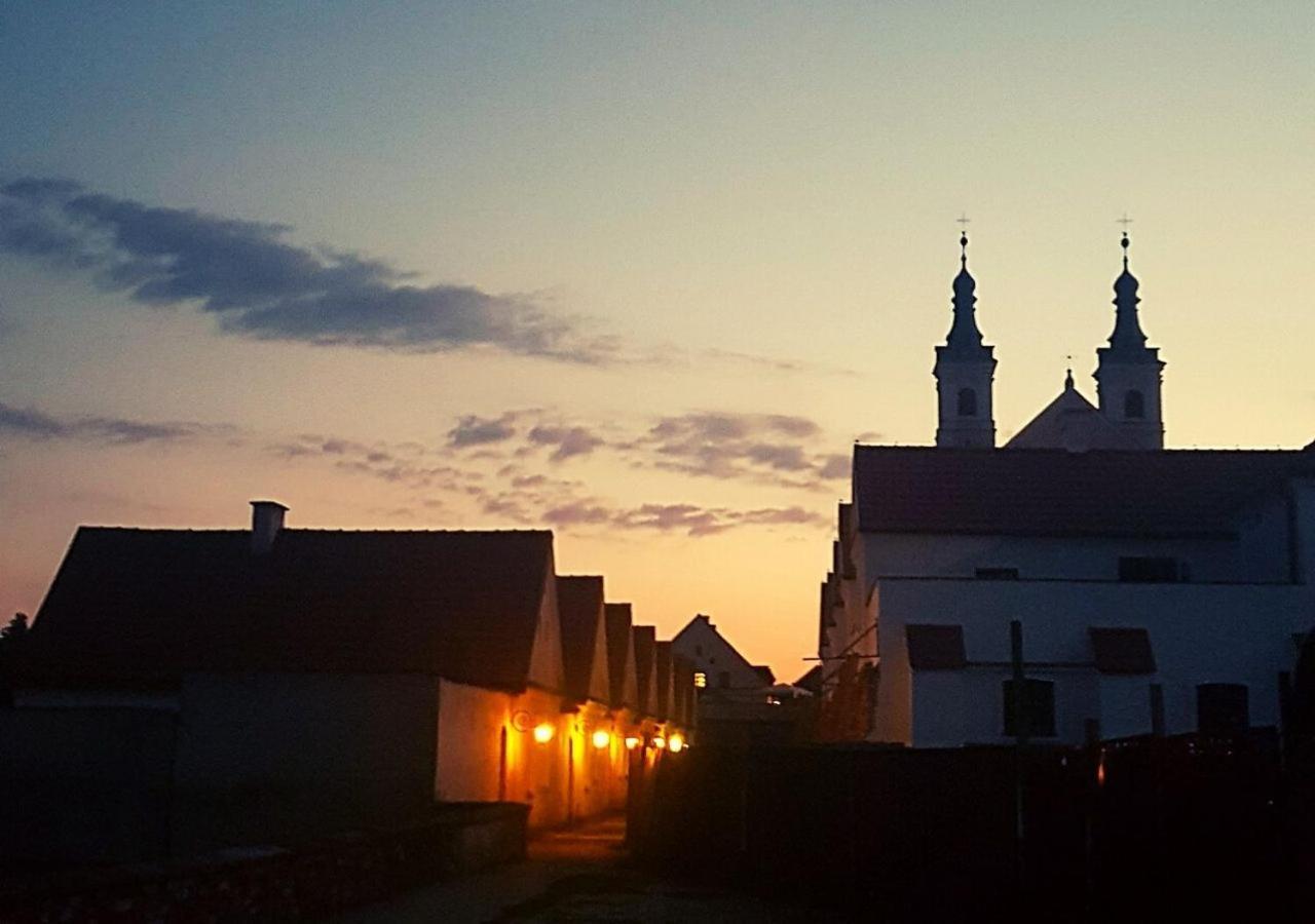 Pokamedulski Klasztor W Wigrach Вигры Экстерьер фото